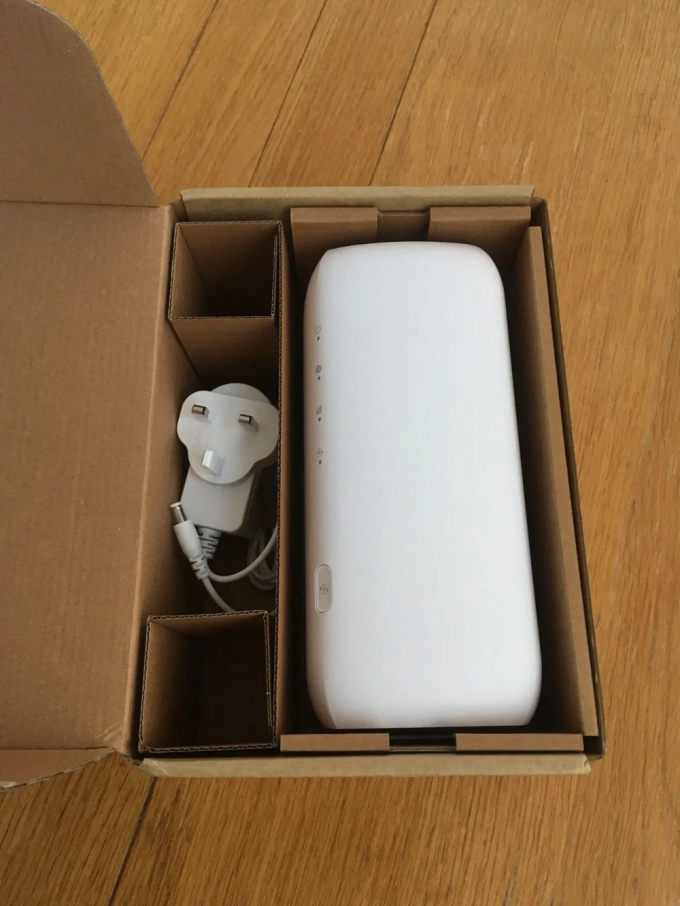 Brand New Unlocked ZYXEL NR5103EV2 4.7Gbps WiFi6 4G LTE 5G WiFi Router 5G NR Indoor CPE Router 1